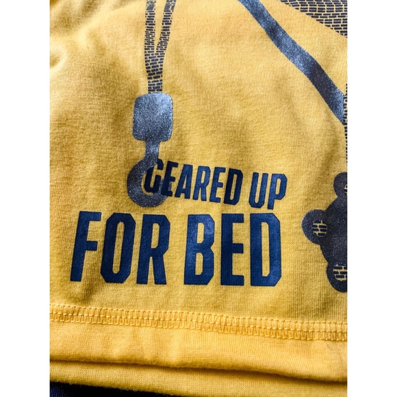 2 for $20 | Carter’s 3-piece pyjama set BNWT - Picture 2 of 3